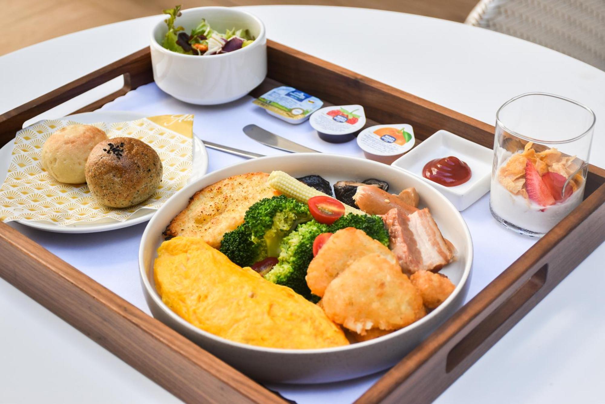 Doubletree By Hilton Taipei Zhongshan מראה חיצוני תמונה